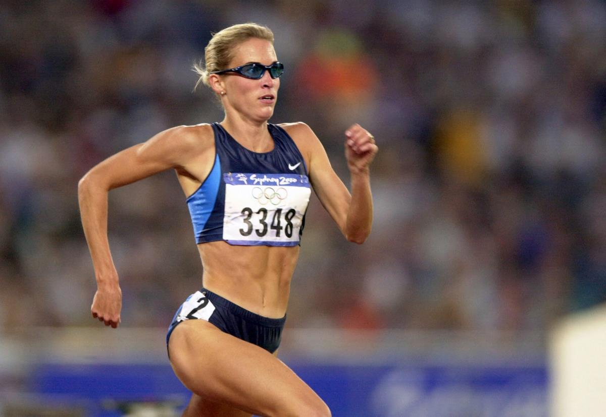 Сузи Хамилтън история