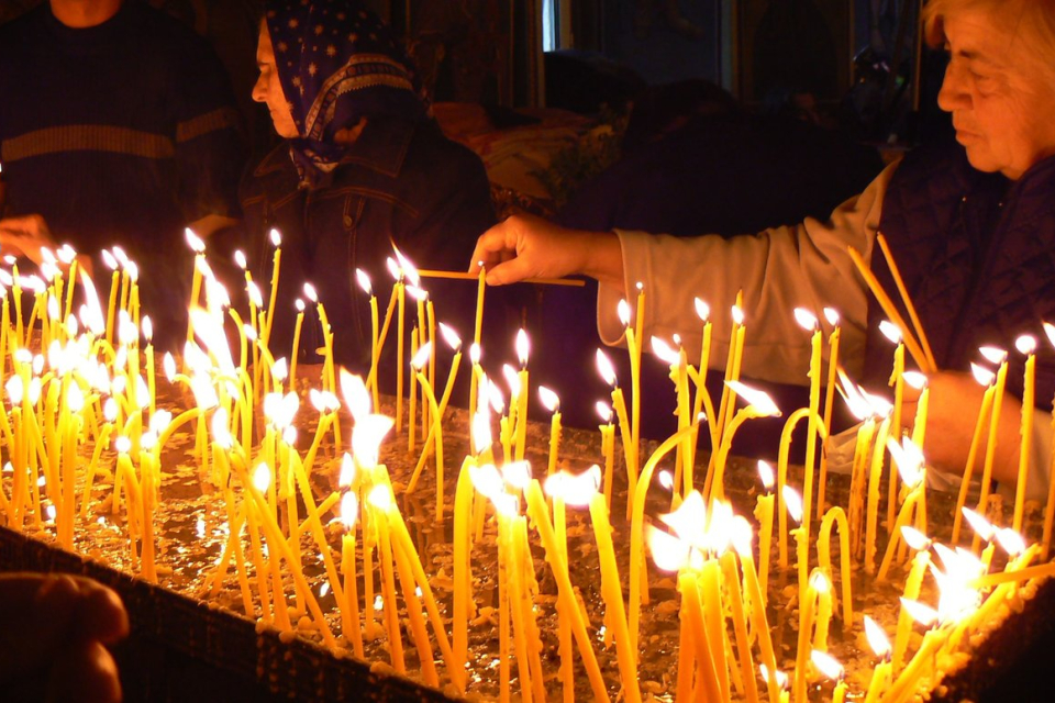 Задушница църква