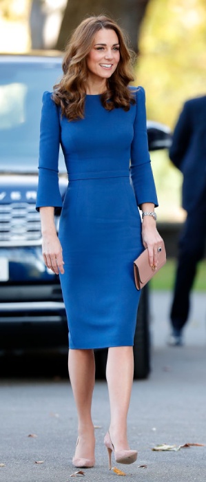Кейт Мидълтън елегантна рокля