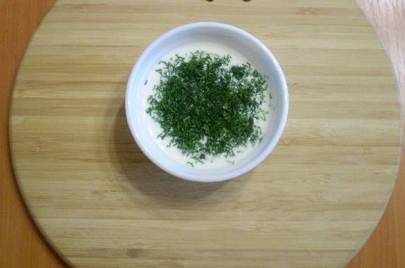 копър в кисело мляко