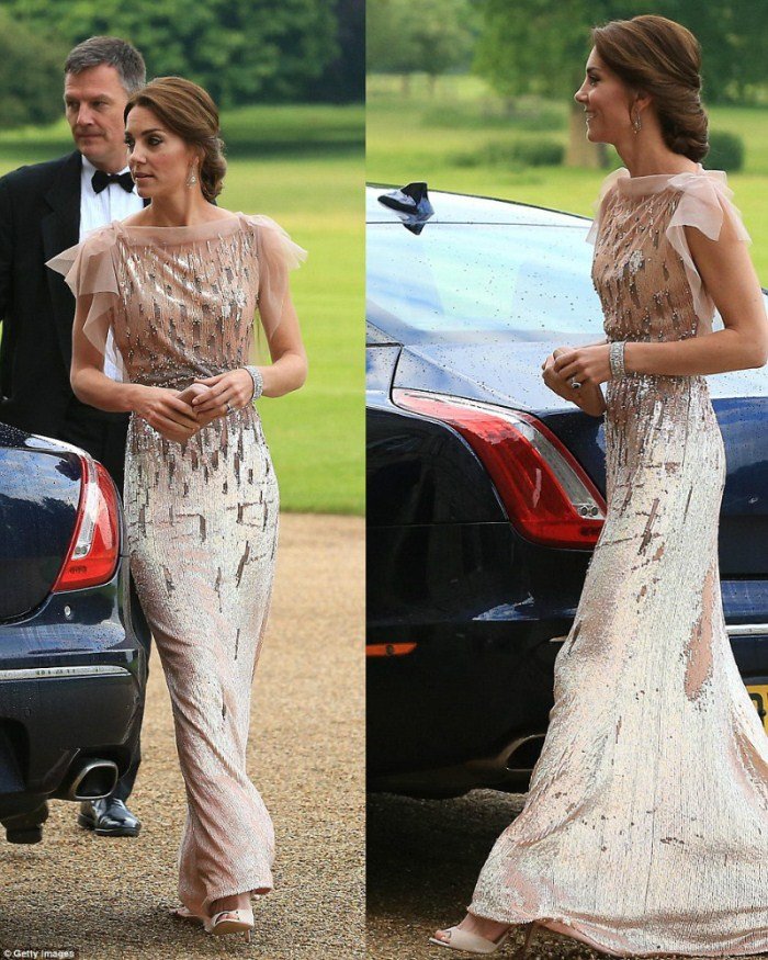 Кейт отново облече рециклирана рокля