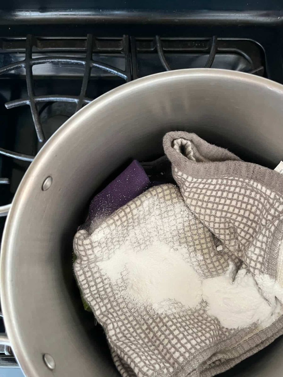 сода в кърпите