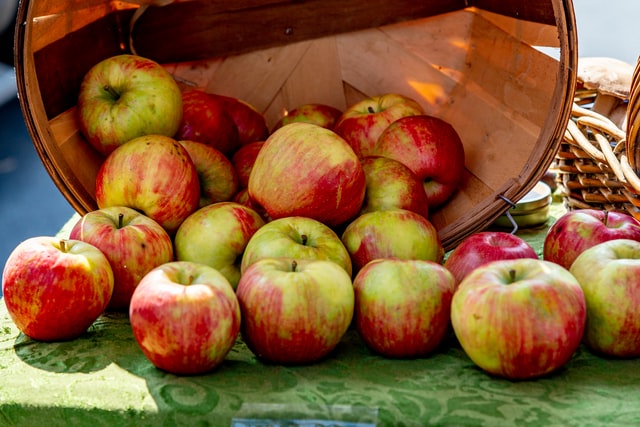 ябълки петровки