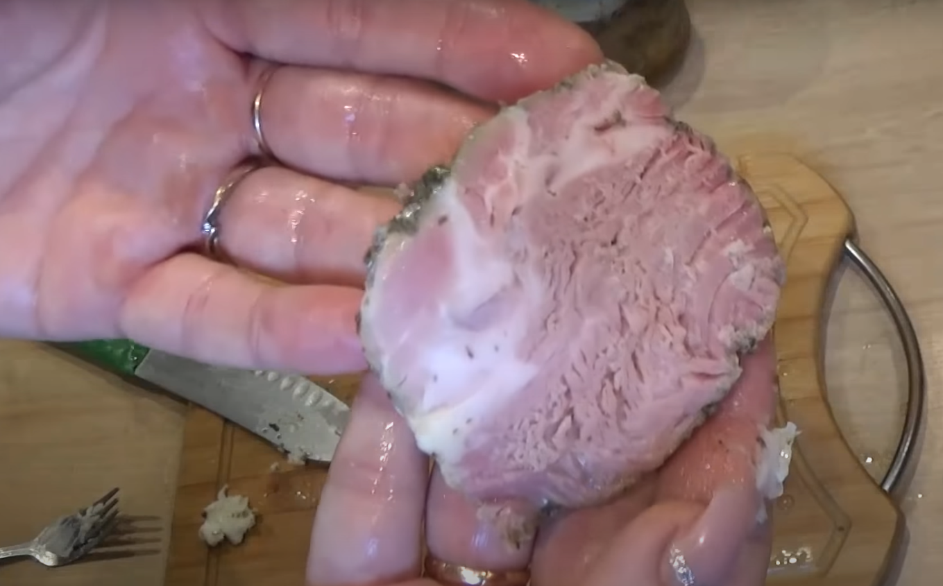 мариновано свинско в буркани