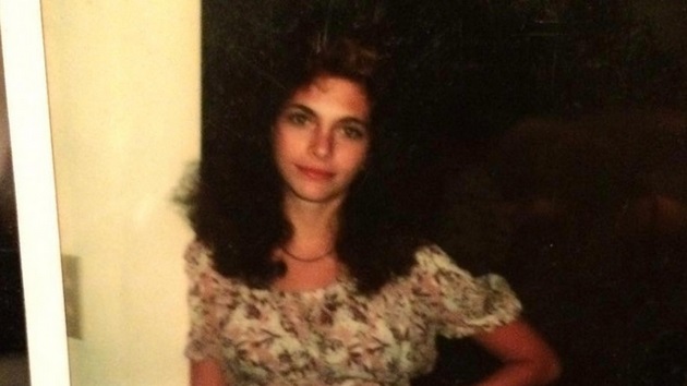 Лори Алисън млада