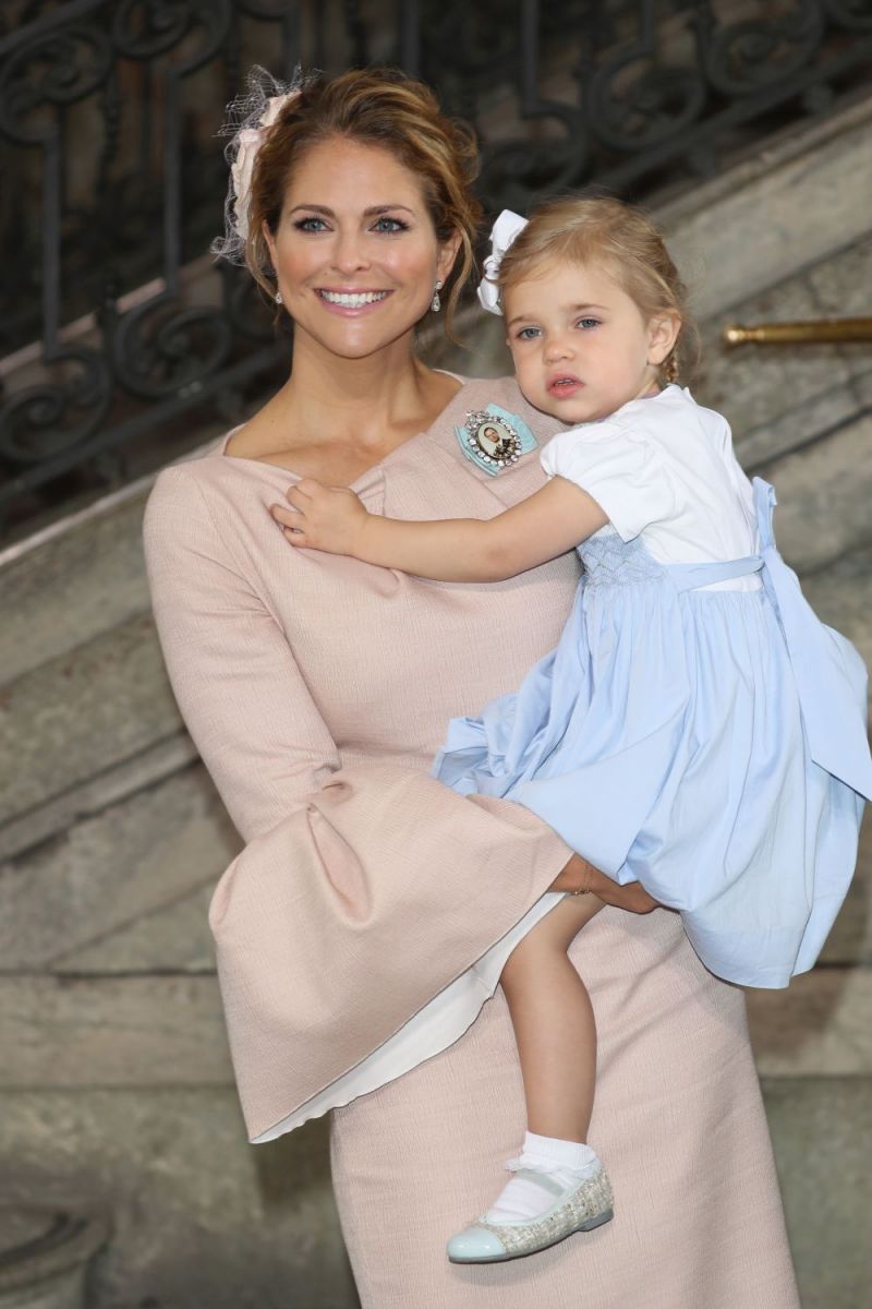 принцеса Маделин с дъщеря си