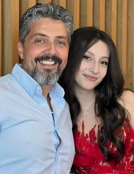 Стефан с дъщеря си