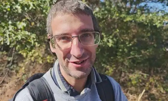 пътник дерайлирал влак
