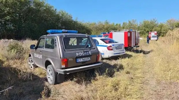 полиция дерайлирал влак
