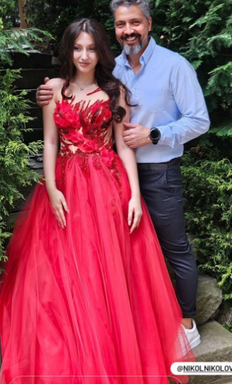 Стефан с Никол