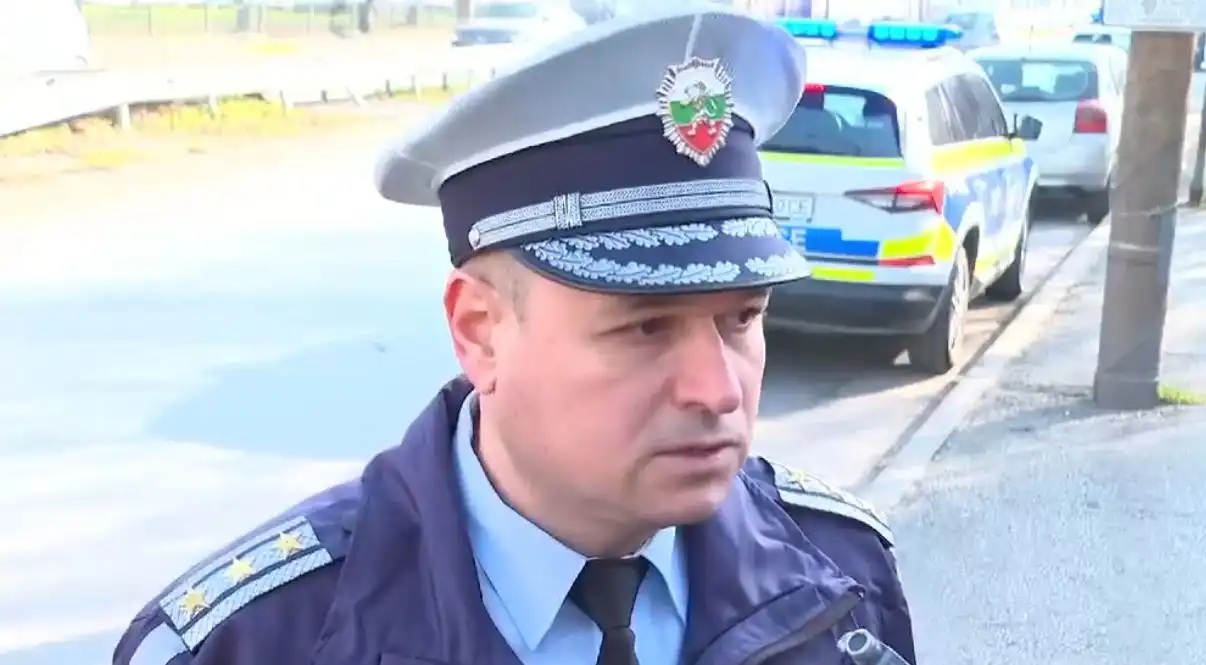 комисар Цурински