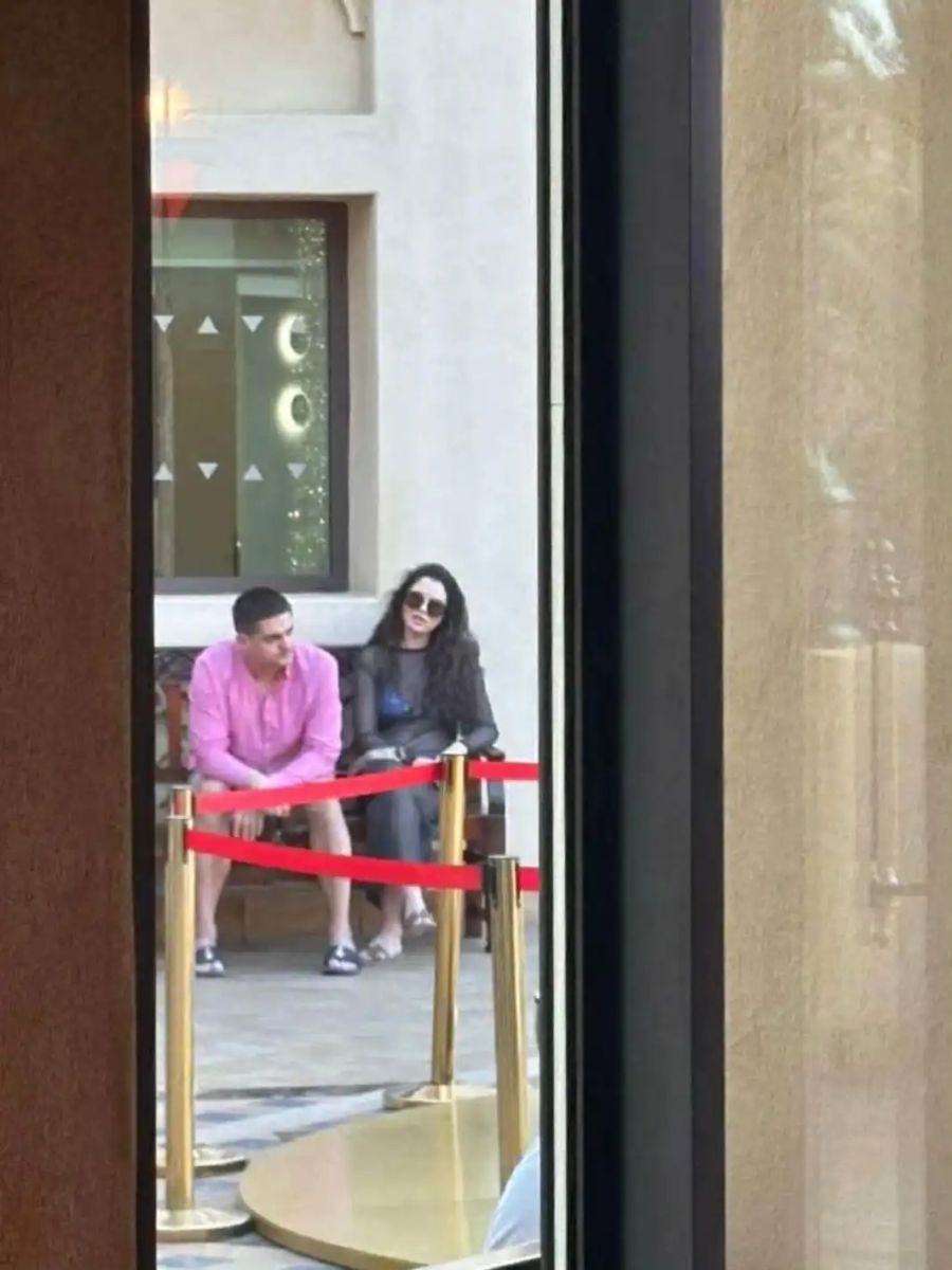 Радостин Василев съпруга