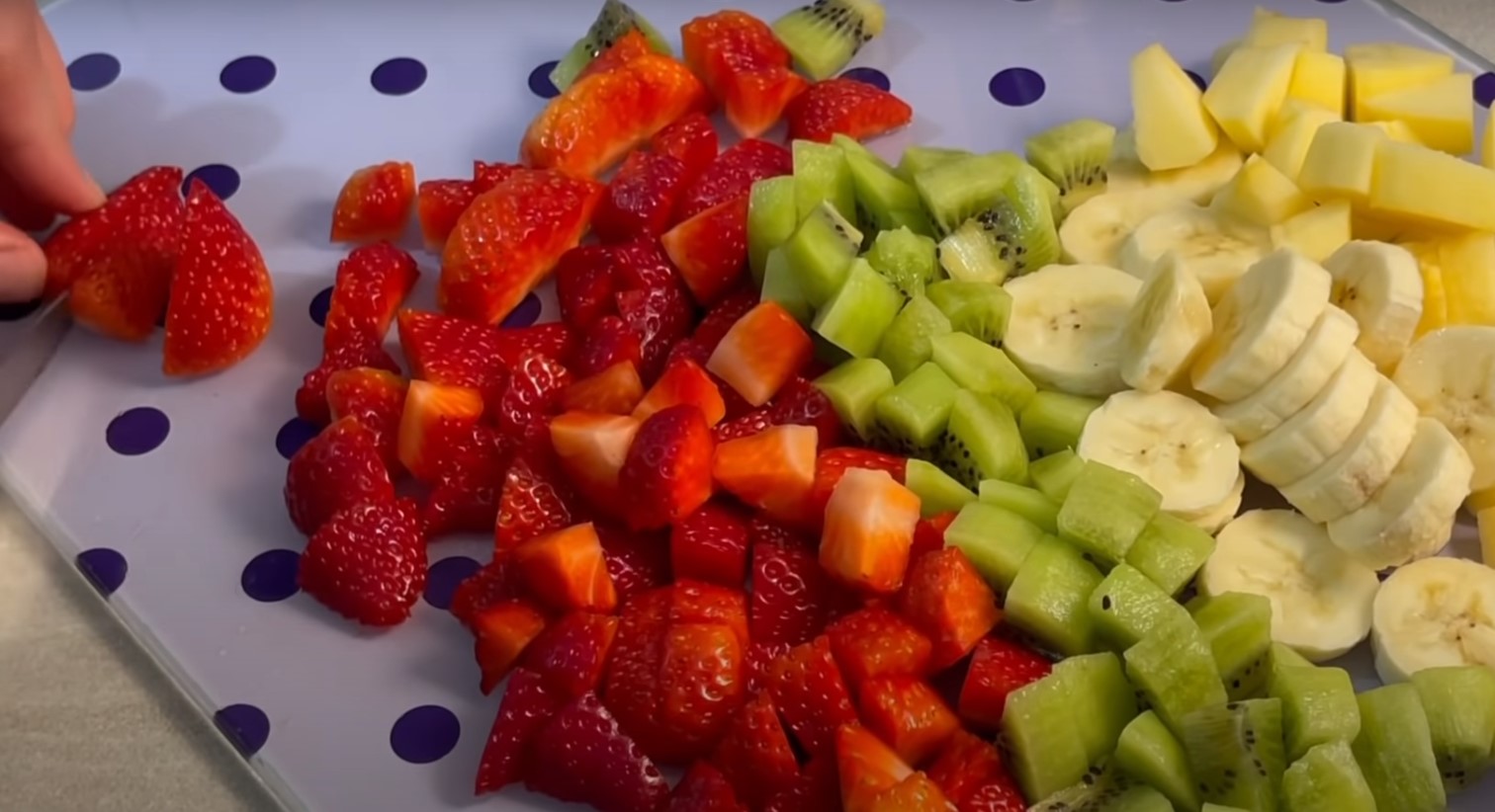  нарязани плодове 