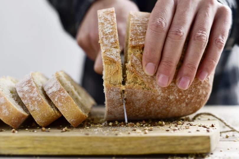 нарязан хляб
