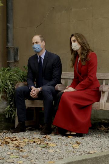 Кейт и Уилям с маски