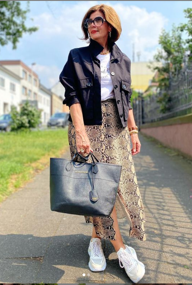  пола змийски принт 