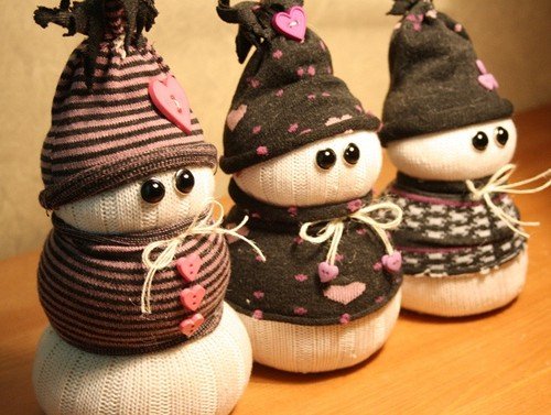 снежни човечета от чорап