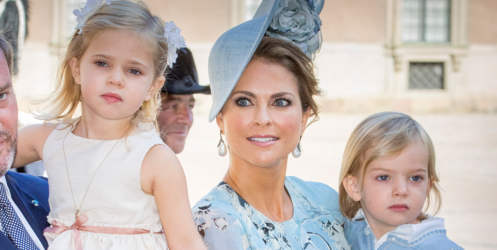 шведската принцеса с децата си