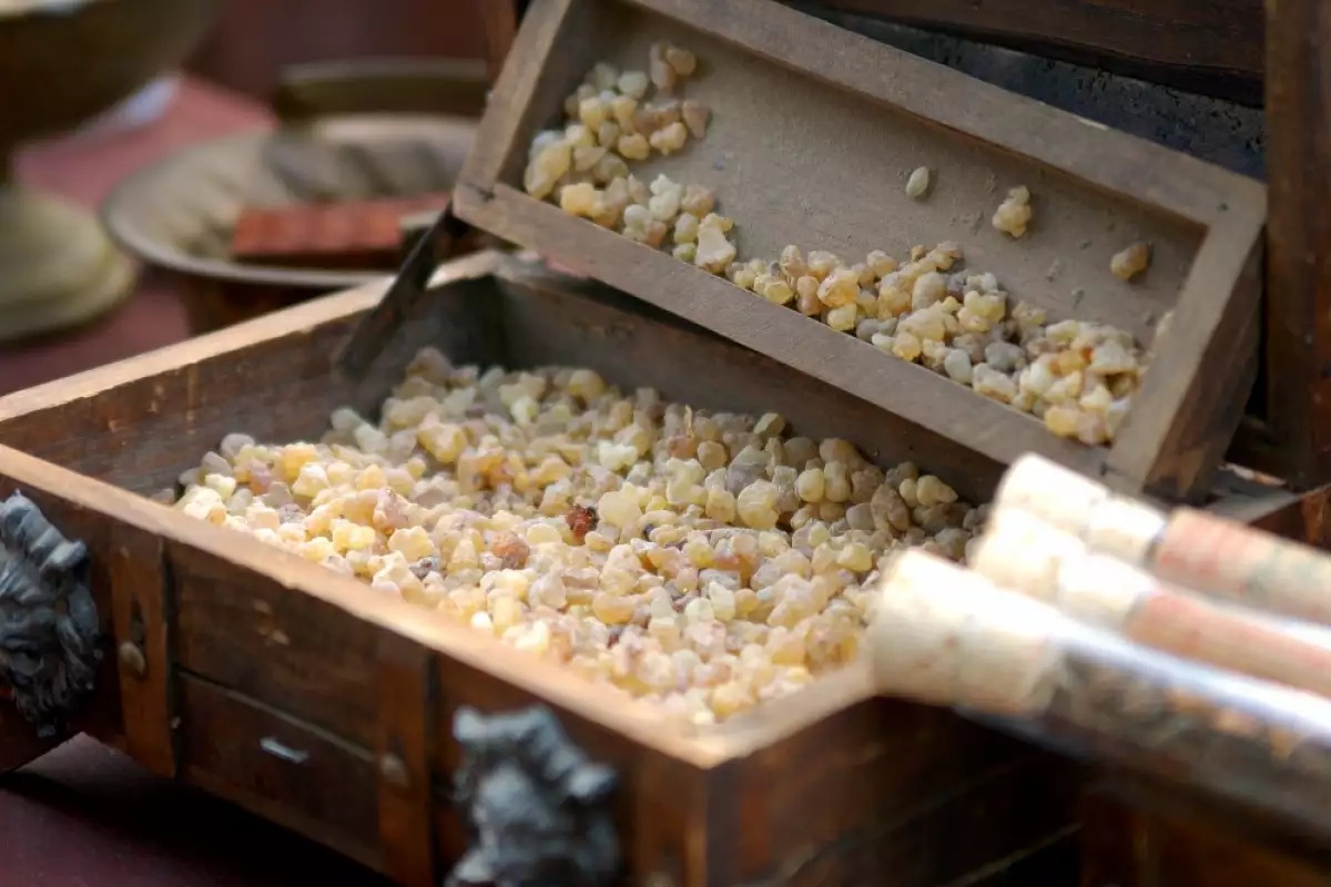 съндъче с тамян