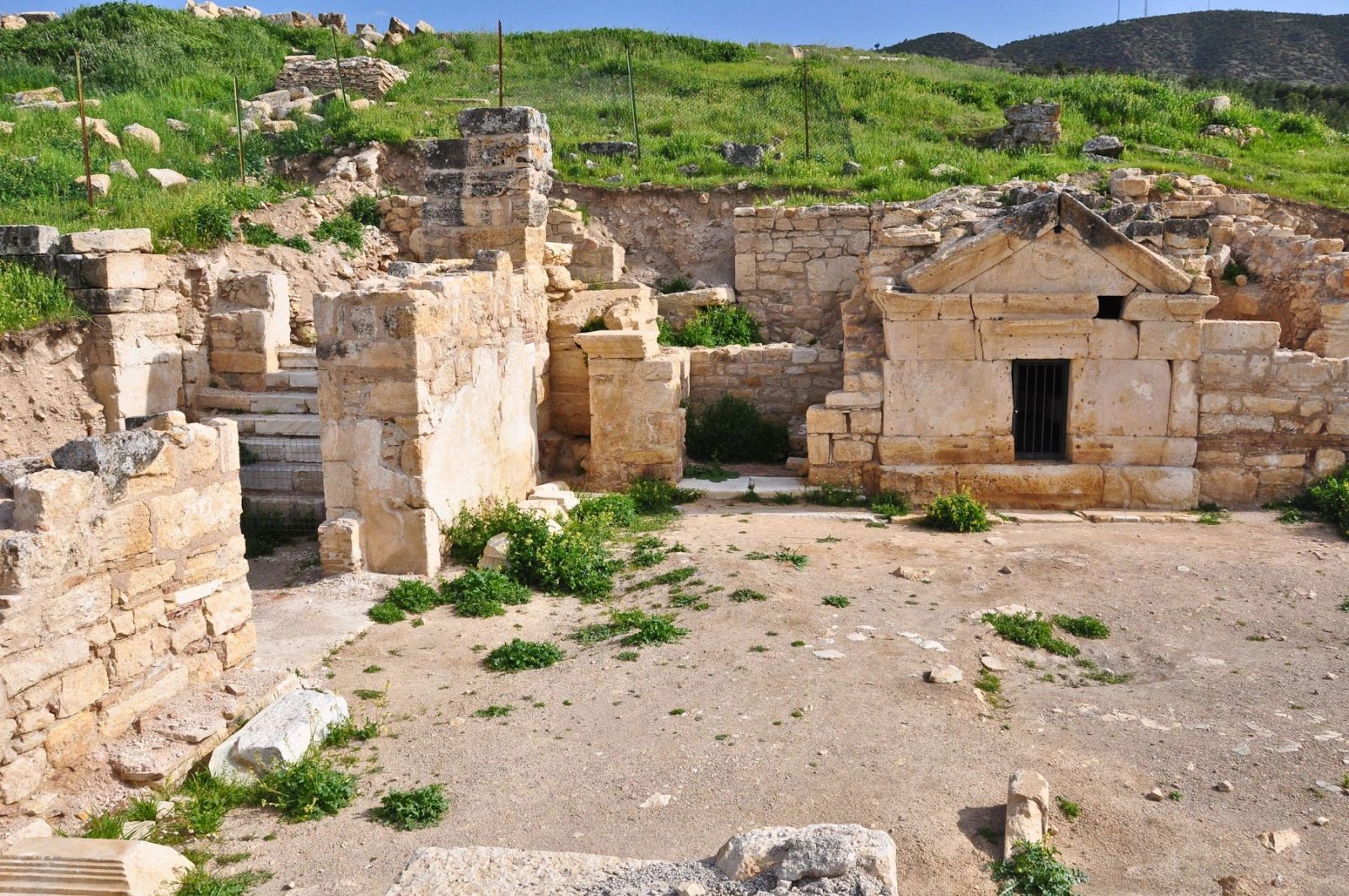 апостол Филип гробница
