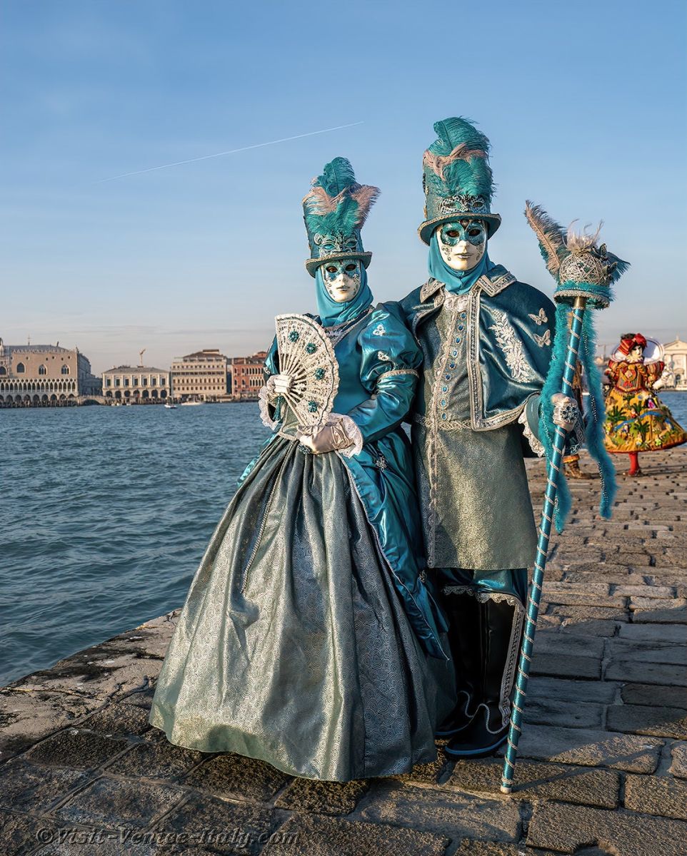 син костюм Венеция