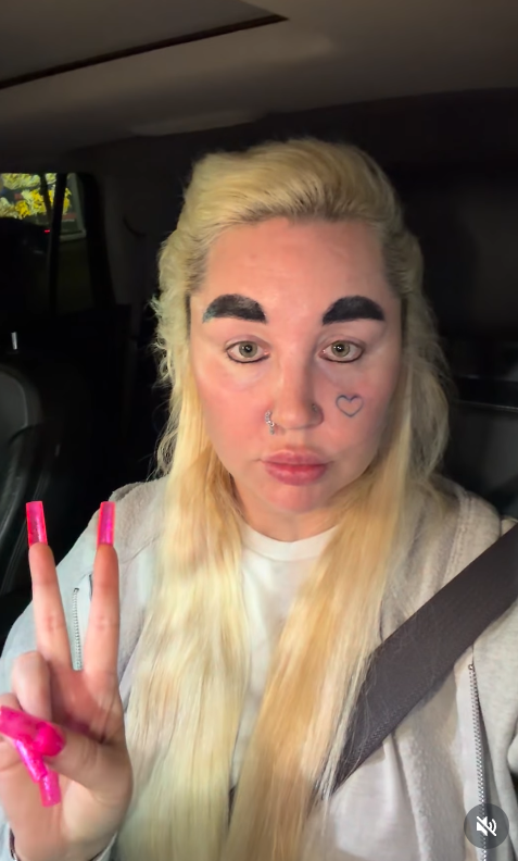 Аманда Байнс външен вид