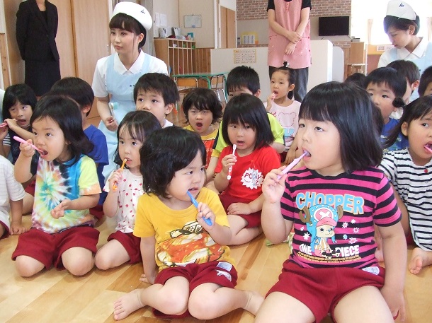 японски деца