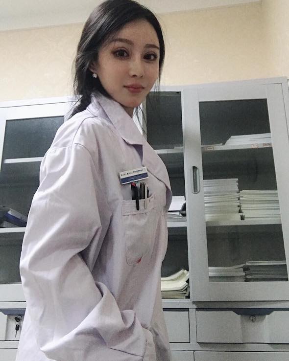 красива лекарка