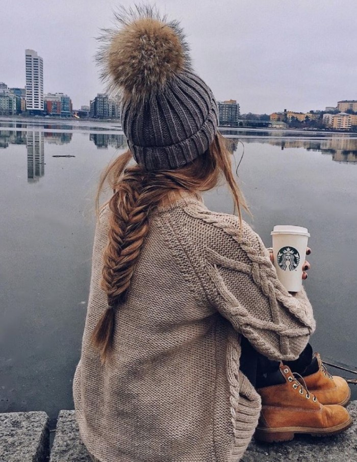 прическа с плитка за под шапка